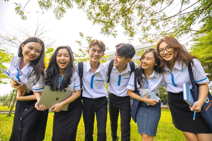 cử nhân - Ảnh 1.