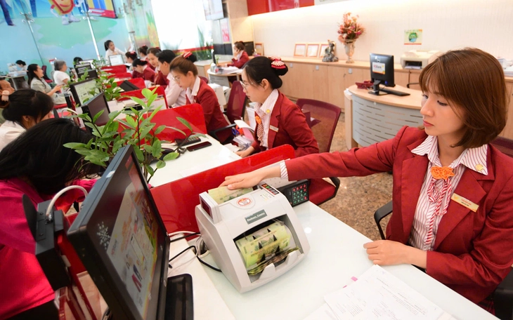 Lãi suất sẽ giảm dần từ quý 4-2026? - Ảnh 2.