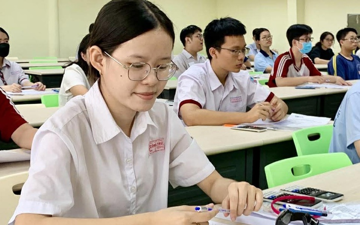 Học viện Hàng không Việt Nam tung 1.500 học bổng hơn 6 tỉ đồng cho tân sinh viên - Ảnh 3.