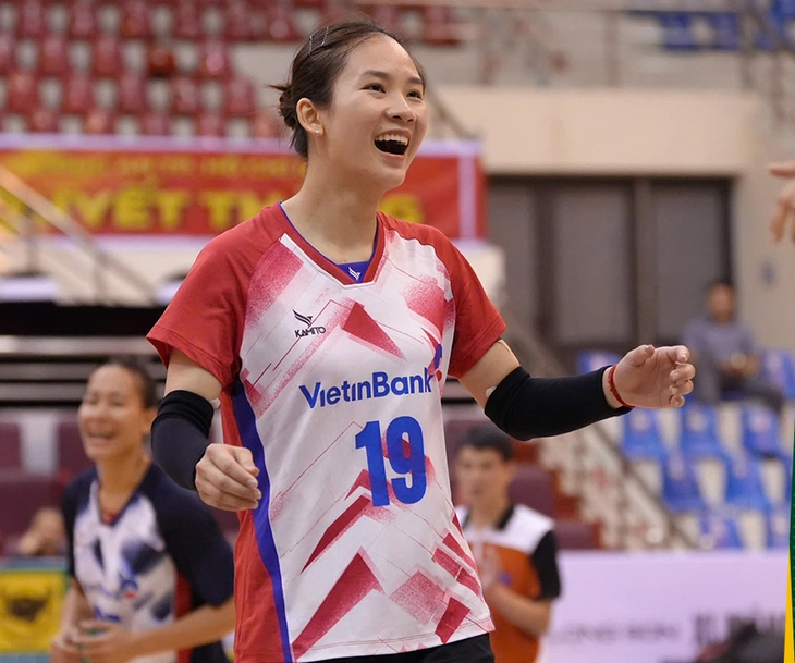 Cúp Hoa Lư - Ảnh 1.