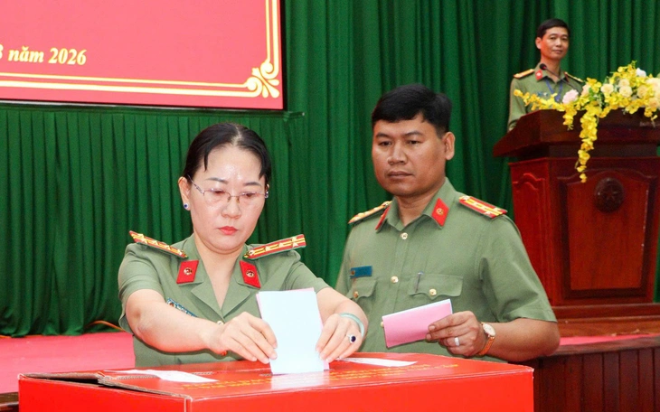 Ông Nguyễn Minh Dũng tiếp tục làm chủ tịch HĐND tỉnh Vĩnh Long - Ảnh 3.