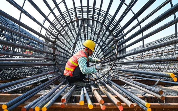Dự toán xây dựng nhiều công trình tăng mạnh vì giá xăng dầu và vật liệu leo thang - Ảnh 3.