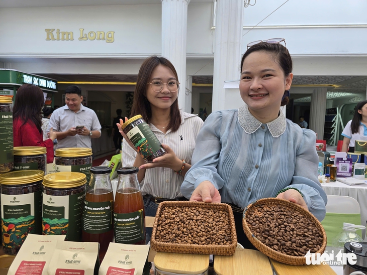 Quảng Trị 'trải thảm đỏ' hút đầu tư: Cam kết cơ chế một cửa, mở lối cho 4 trụ cột bứt phá - Ảnh 4.