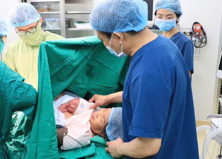 sản phụ - Ảnh 1.