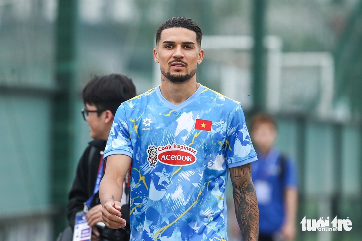 Đỗ Hoàng Hên: Tôi quyết tâm giúp tuyển Việt Nam thắng Malaysia - Ảnh 1.