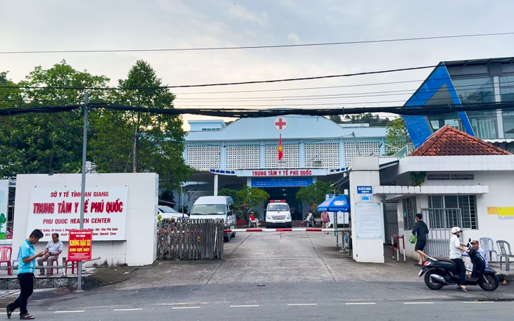 Bệnh viêm não mô cầu gây tử vong nhanh, có 5-25% người lành mang vi khuẩn - Ảnh 2.