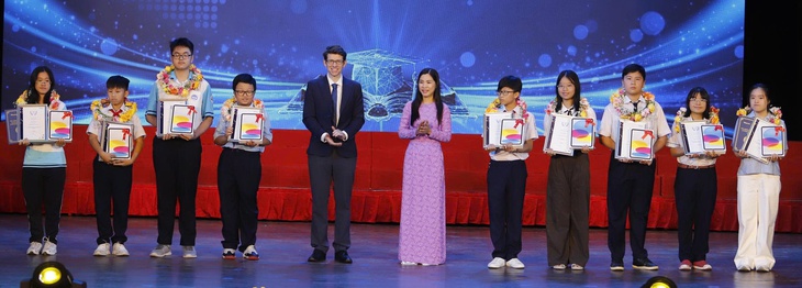 tiếng  Anh  tích  hợp - Ảnh 4.