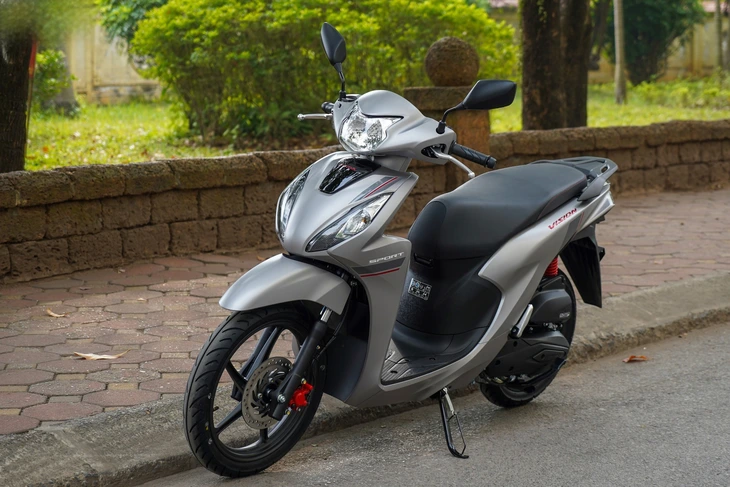 Xe máy xăng của người Việt chủ yếu là Honda, vậy giờ tiền xăng mỗi ngày hết bao nhiêu?- Ảnh 2. Honda - Ảnh 3.