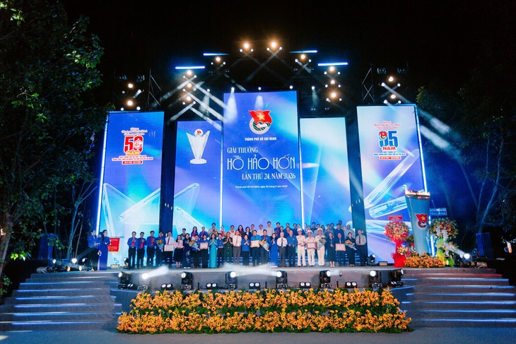 Chi đoàn phóng viên báo Tuổi Trẻ nhận giải thưởng Hồ Hảo Hớn năm 2026 - Ảnh 3.