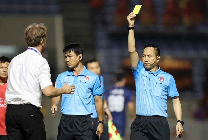 trọng tài - Ảnh 2.