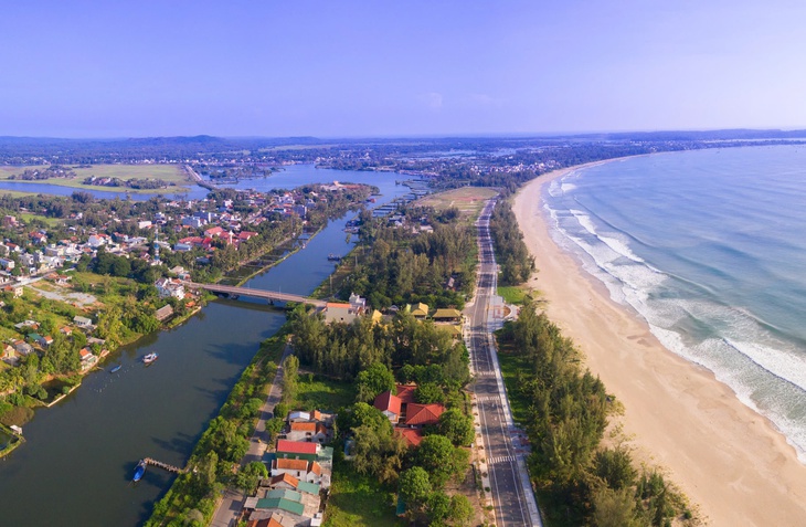 Quảng Ngãi thức giấc cùng làn sóng đô thị ven biển - Ảnh 2.