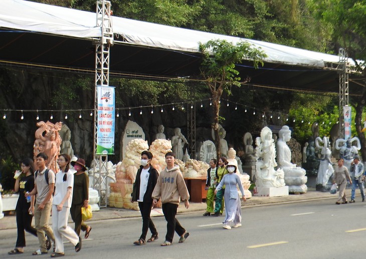 Lễ hội Quán Thế Âm - Ảnh 5.