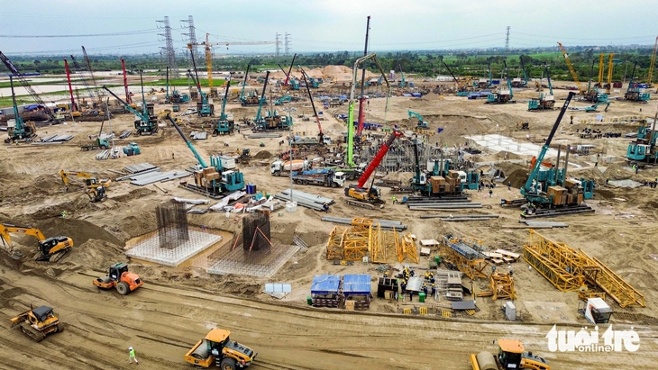 sân vận động - Ảnh 7.