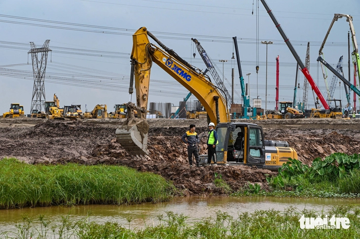 sân vận động - Ảnh 8.