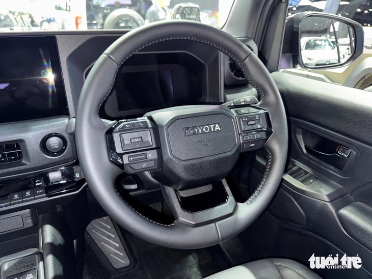 Toyota Land Cruiser FJ - Ảnh 6.