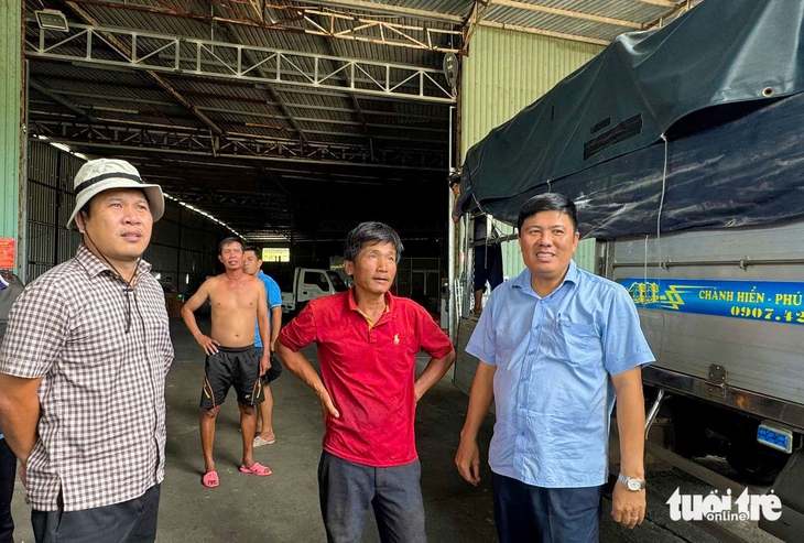 Gỡ 'nút thắt' mặt bằng để làm nhanh đường ĐT.975 đón APEC ở Phú Quốc - Ảnh 1.