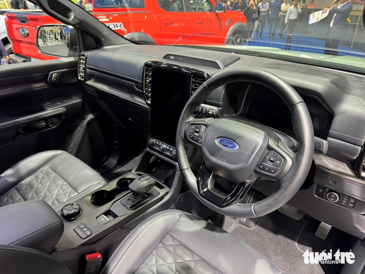 Ford Everest - Ảnh 7.
