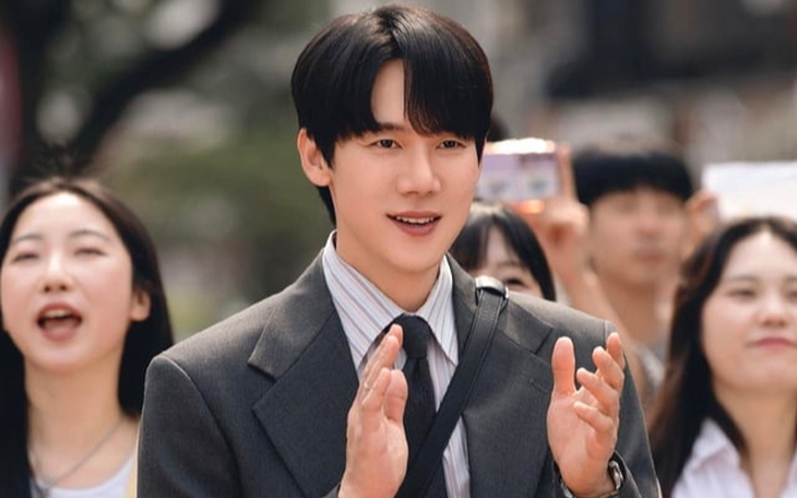 Ác nữ Cha Joo Young hóa 'phản diện mạnh nhất lịch sử' trong Climax - Ảnh 4.