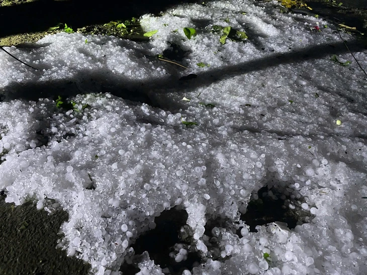 mưa đá - Ảnh 2.
