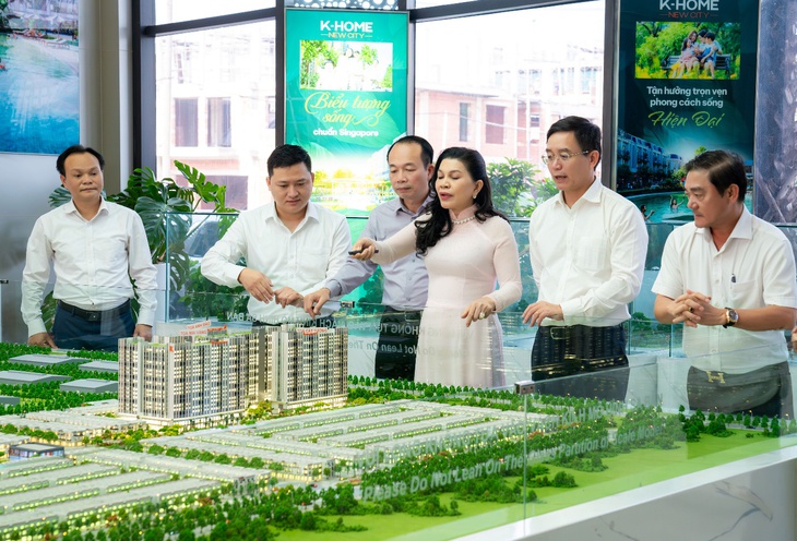 Đoàn lãnh đạo TP Huế thăm Kim Oanh Group - Ảnh 4.