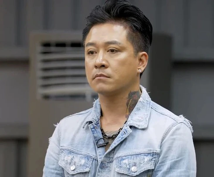 Ca sĩ lâu năm và nỗi khổ mang tên 'không được cũ, cũng chưa kịp mới' - Ảnh 2.