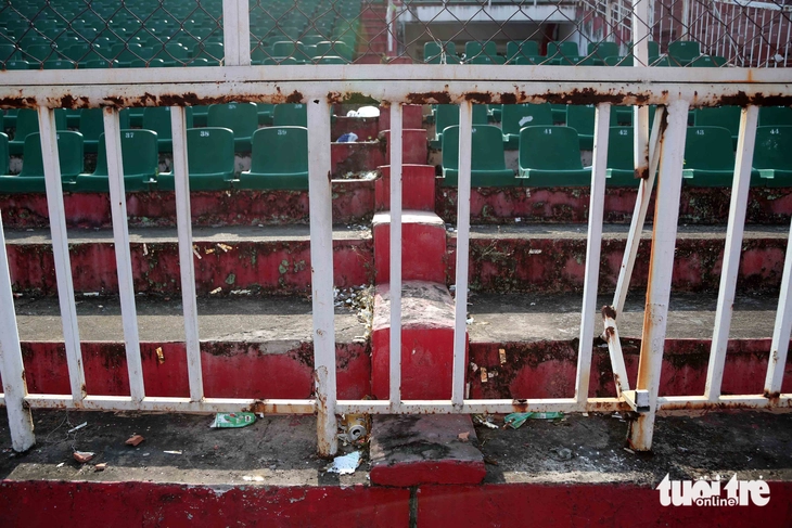 Sân Thống Nhất bắt đầu được cải tạo, nâng cấp - Ảnh 9.