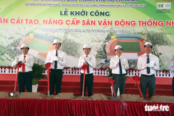 Sân Thống Nhất bắt đầu được cải tạo, nâng cấp - Ảnh 13.