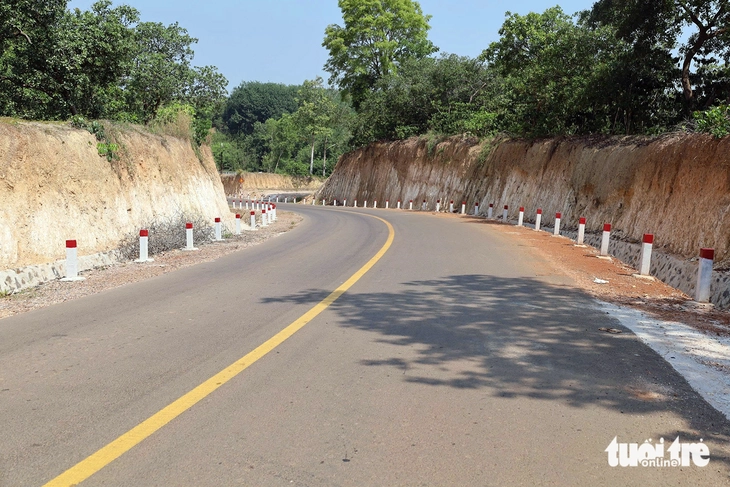 hạ cốt nền - Ảnh 4.