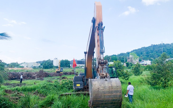 Dù mưa nhưng chuyến bay hiệu chuẩn trên đường băng số 2 ở sân bay Phú Quốc thành công - Ảnh 3.