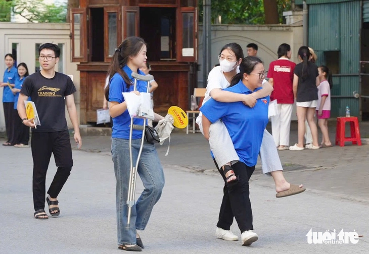 tình nguyện - Ảnh 2.