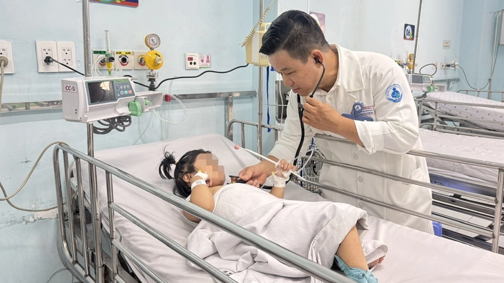 tay chân miệng - Ảnh 1.