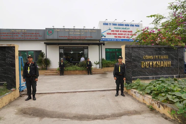 Công an Phú Thọ huy động hơn 200 cán bộ chiến sĩ, bắt nhiều giám đốc công ty - Ảnh 4.