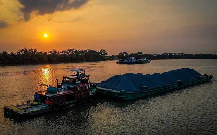 TP.HCM thành lập Tổ công tác điều phối vật liệu xây dựng cho các dự án trọng điểm - Ảnh 2.