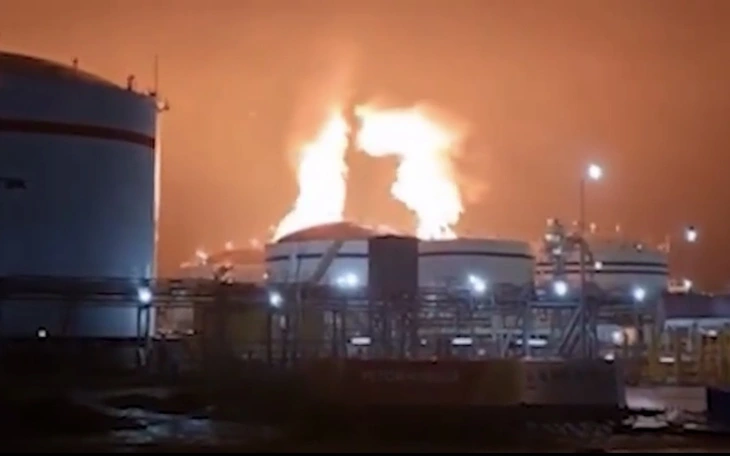 Ông Zelensky: Ông Trump đang tăng sức ép lên Ukraine, muốn Kiev bỏ vùng Donbass - Ảnh 2.