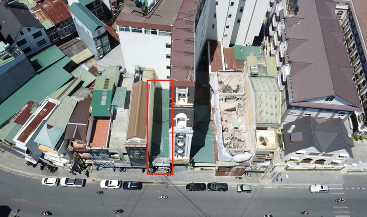 Bỏ hoang nhà công vụ ở trung tâm Đà Lạt 14 năm qua - Ảnh 3.