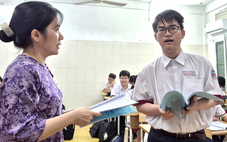 Bộ ba bạn thân 'thắng lớn' thi học sinh giỏi - Ảnh 2.