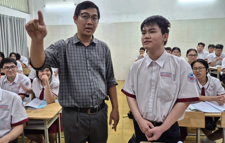 Nam sinh đạt giải nhất học sinh giỏi tiếng Anh ở TP.HCM và bí quyết tự học để đạt IELTS 8.0 - Ảnh 5.