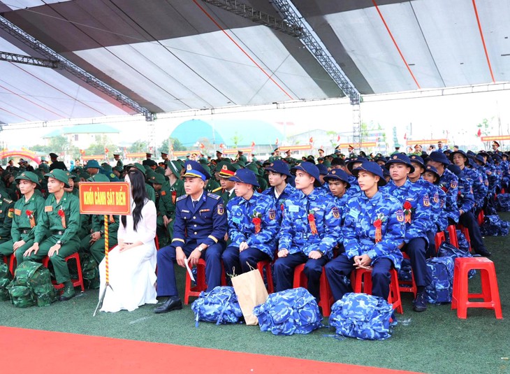 nhập ngũ - Ảnh 1.