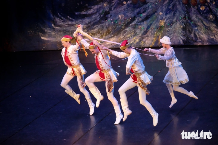 Kẹp hạt dẻ - Ảnh 2.