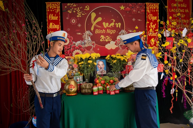 Nhiếp ảnh gia kể chuyện sức trẻ nơi đầu sóng qua 114 bức ảnh - Ảnh 10. biển đảo - Ảnh 10.