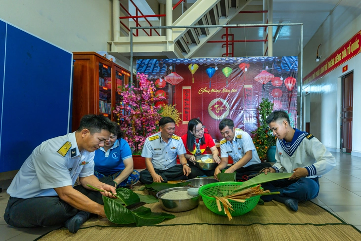 Nhiếp ảnh gia kể chuyện sức trẻ nơi đầu sóng qua 114 bức ảnh - Ảnh 11. biển đảo - Ảnh 11.