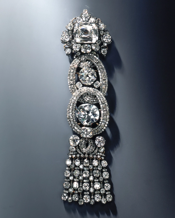 5 viên kim cương tai tiếng nhất thế giới: Lời nguyền, cái chết và những bí ẩn còn bỏ ngỏ - Ảnh 5.