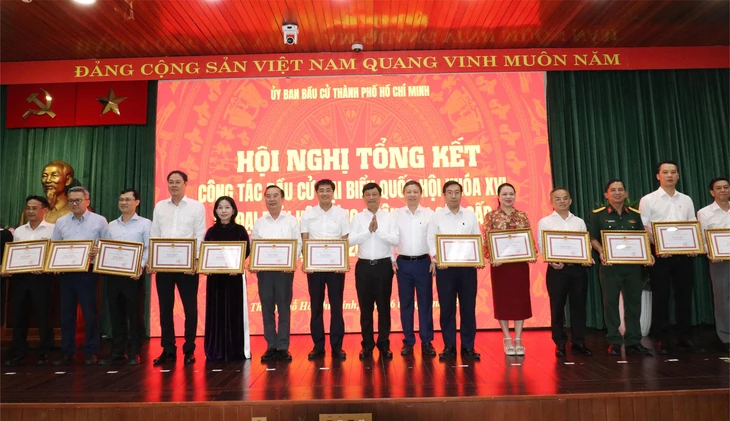 TP.HCM: Kiện toàn nhân sự nhiệm kỳ mới, hoạt động từ 1-4-2026 - Ảnh 3. TP.HCM: Kiện toàn nhân sự nhiệm kỳ mới, hoạt động từ 1-4-2026 - Ảnh 3.