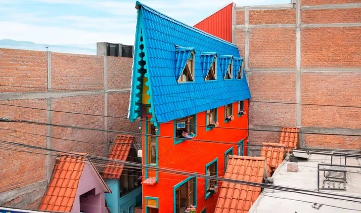 Ngôi nhà mỏng nhất thế giới - Ảnh 1.