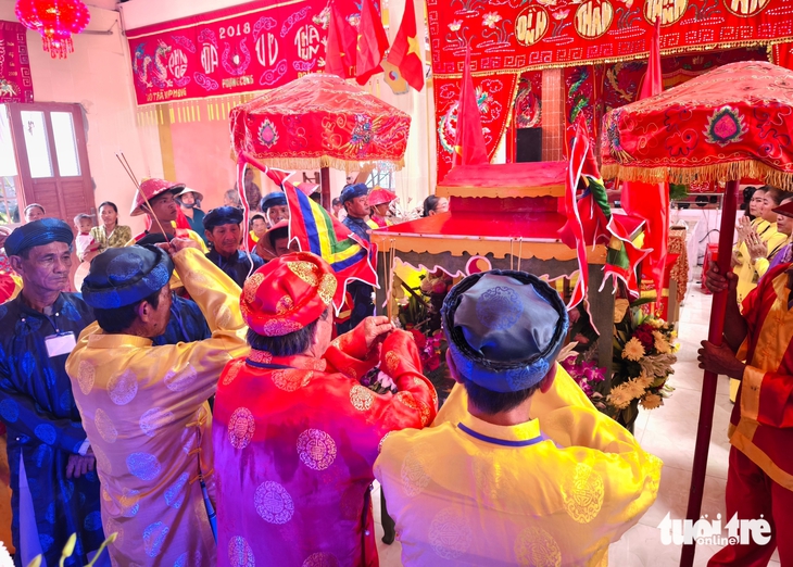 Thạnh An sum vầy ngày lễ hội Nghinh Thủy cầu sóng yên, gió thuận - Ảnh 5.