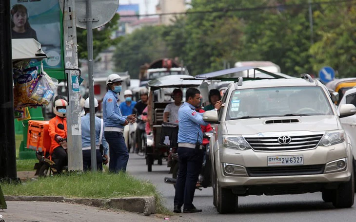 Nhật Bản yêu cầu chuyển sang chuẩn giá dầu Brent để kiềm chế giá xăng tăng - Ảnh 2.