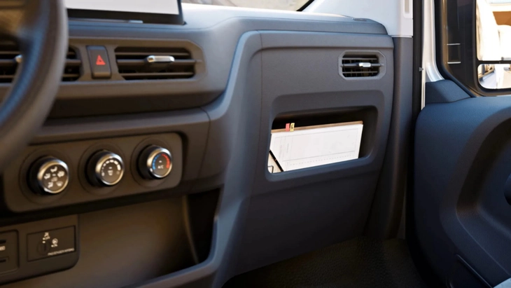 Ford Transit - Ảnh 12.