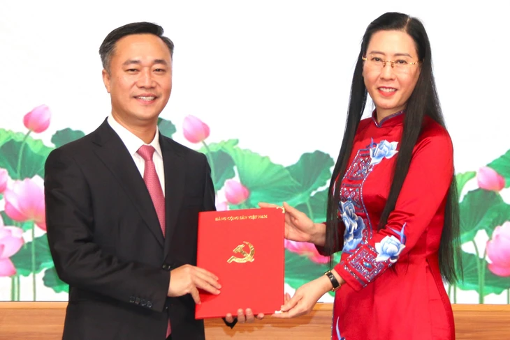 Thứ trưởng Bộ Xây dựng Nguyễn Việt Hùng giữ chức Phó bí thư Tỉnh ủy Khánh Hòa - Ảnh 1. Khánh Hòa - Ảnh 1.