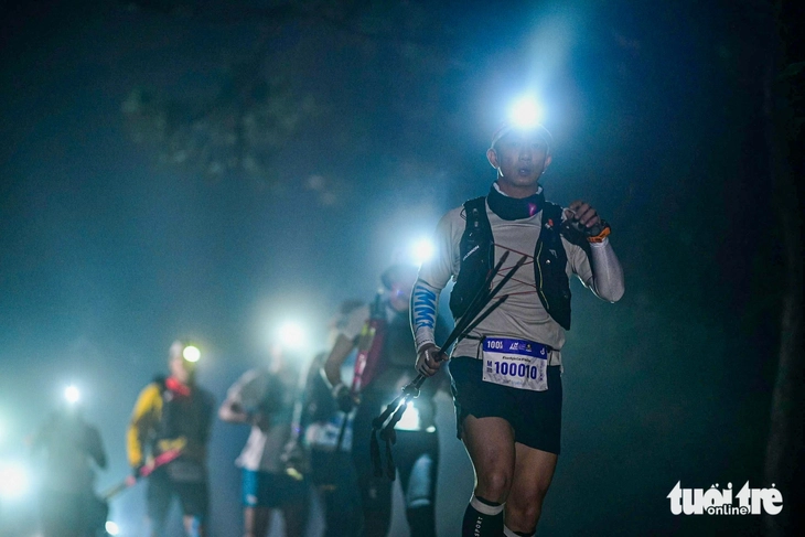 Giải chạy băng rừng Lang Biang mang đến Đà Lạt hơn 12.000 khách giữa mùa vắng - Ảnh 4.