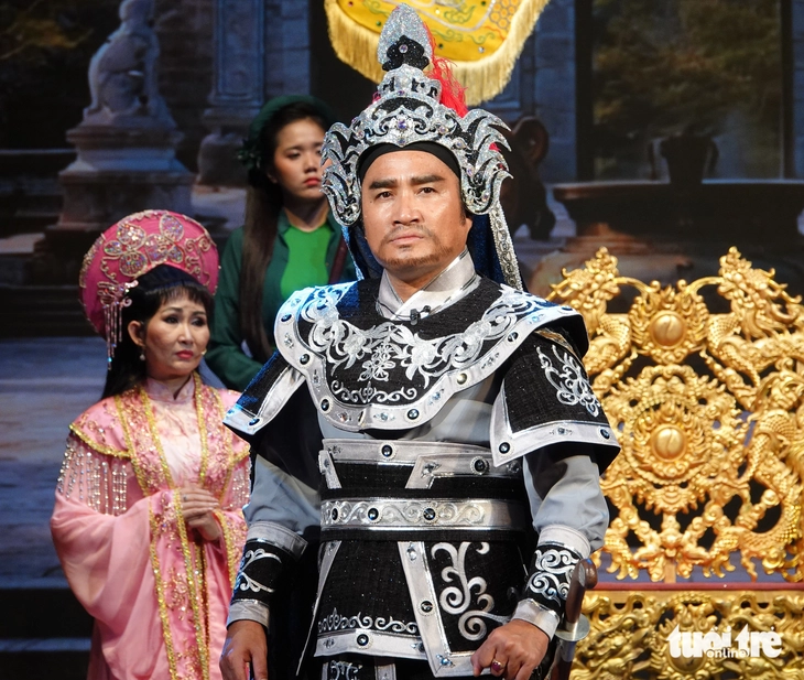 Hoàng Nhất tái ngộ khán giả - Ảnh 1. Hoàng Nhất - Ảnh 1.